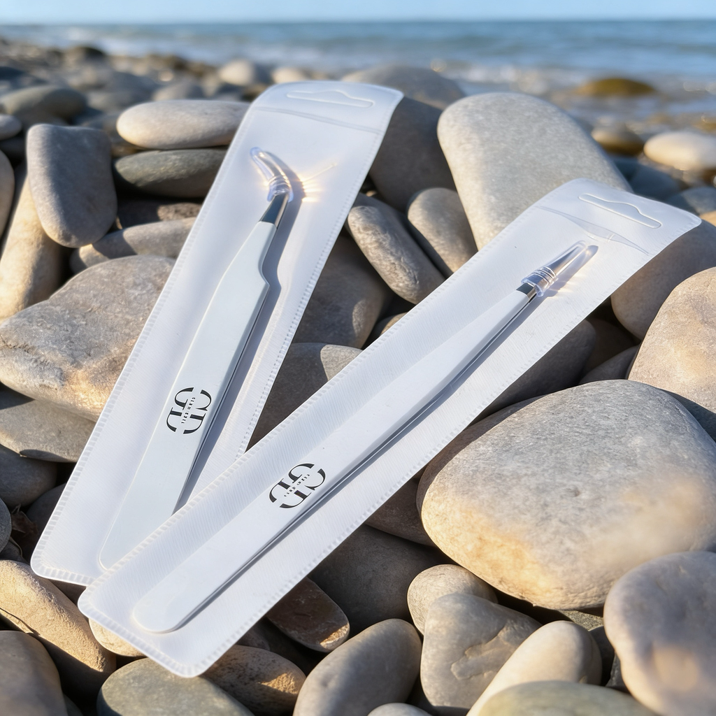 Professional lash tweezers